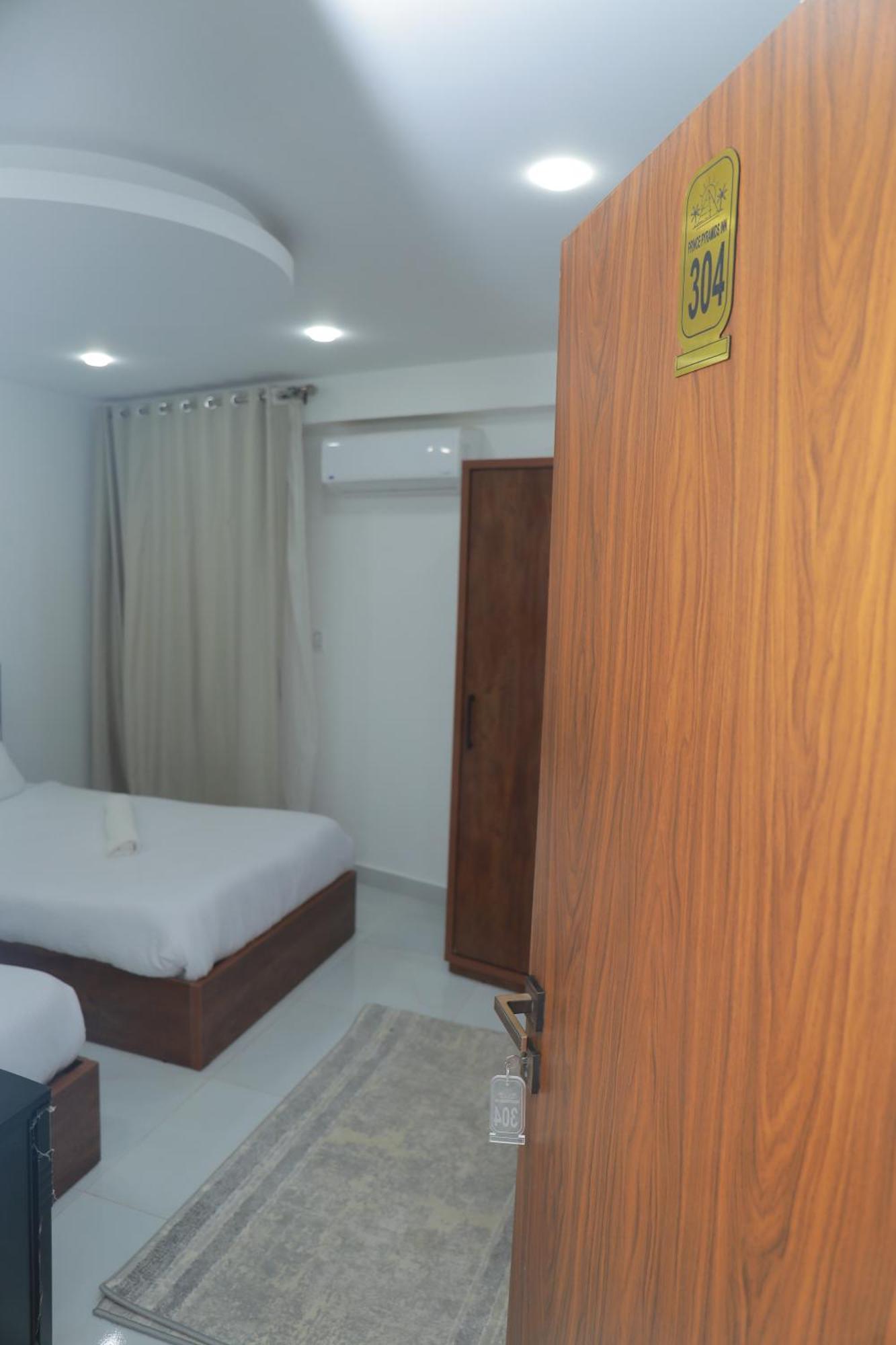 Prince Pyramids Inn Kafret el-Gabal Εξωτερικό φωτογραφία