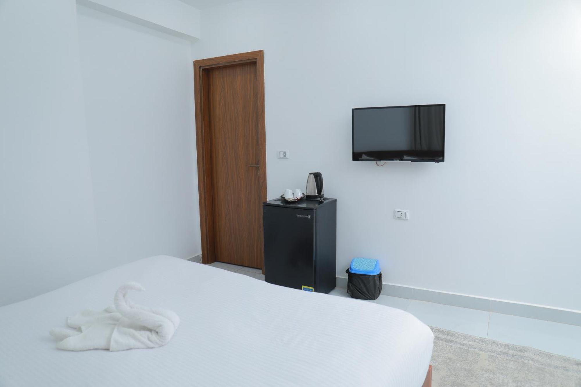 Prince Pyramids Inn Kafret el-Gabal Εξωτερικό φωτογραφία
