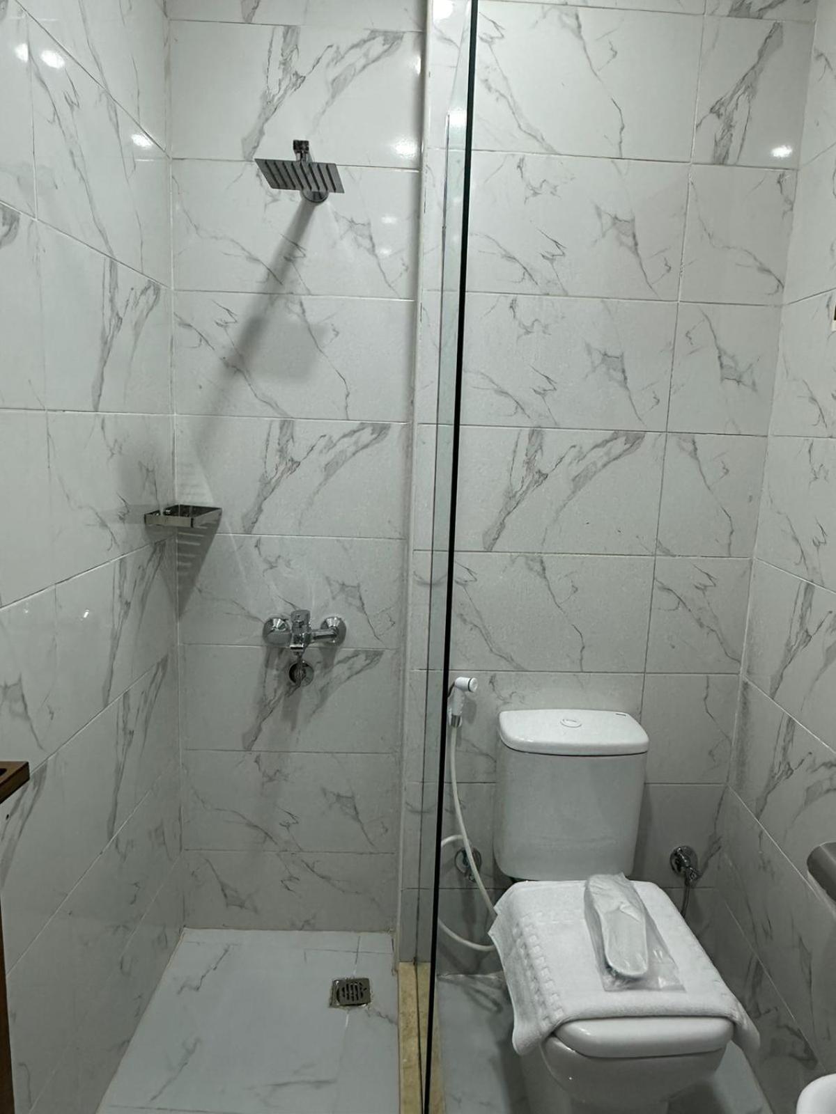 Prince Pyramids Inn Kafret el-Gabal Εξωτερικό φωτογραφία