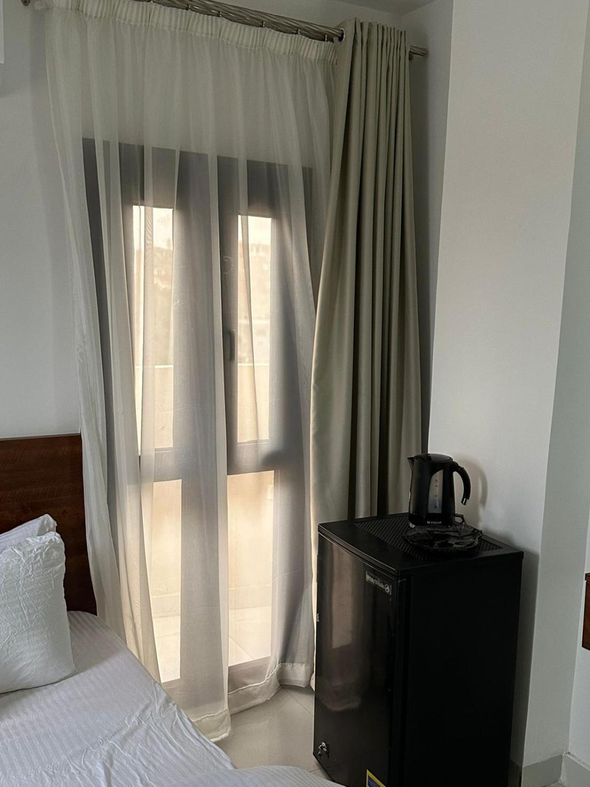 Prince Pyramids Inn Kafret el-Gabal Εξωτερικό φωτογραφία